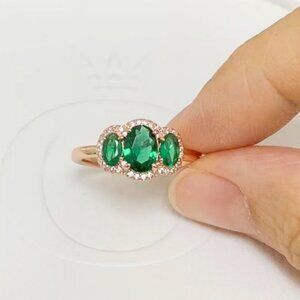 Three Stone Vintage Ring Rose Gold-Plated